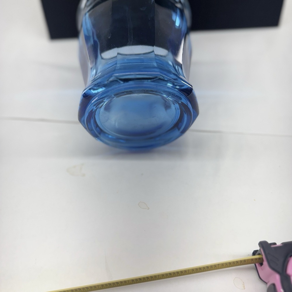 ICE BLUE 5 IN. WIDE 6 IN. TALL GLASS VASE !! Indiana Glass? Heavy Vintage - Picture 4 of 5